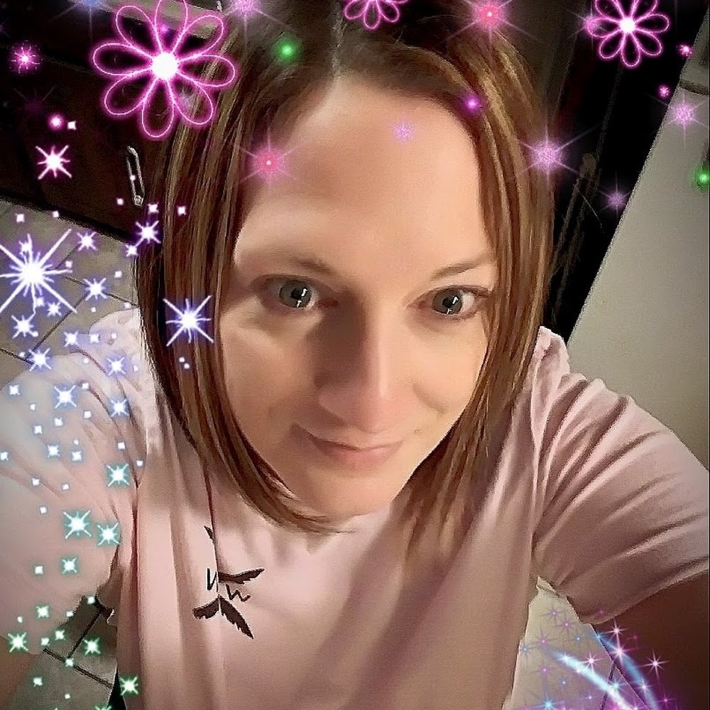 Meet your Posher, Lacey